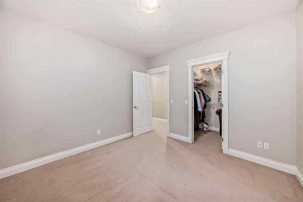 MLS® A2252694 - 73 Simcoe Close SW in Signal Hill Calgary, Residential