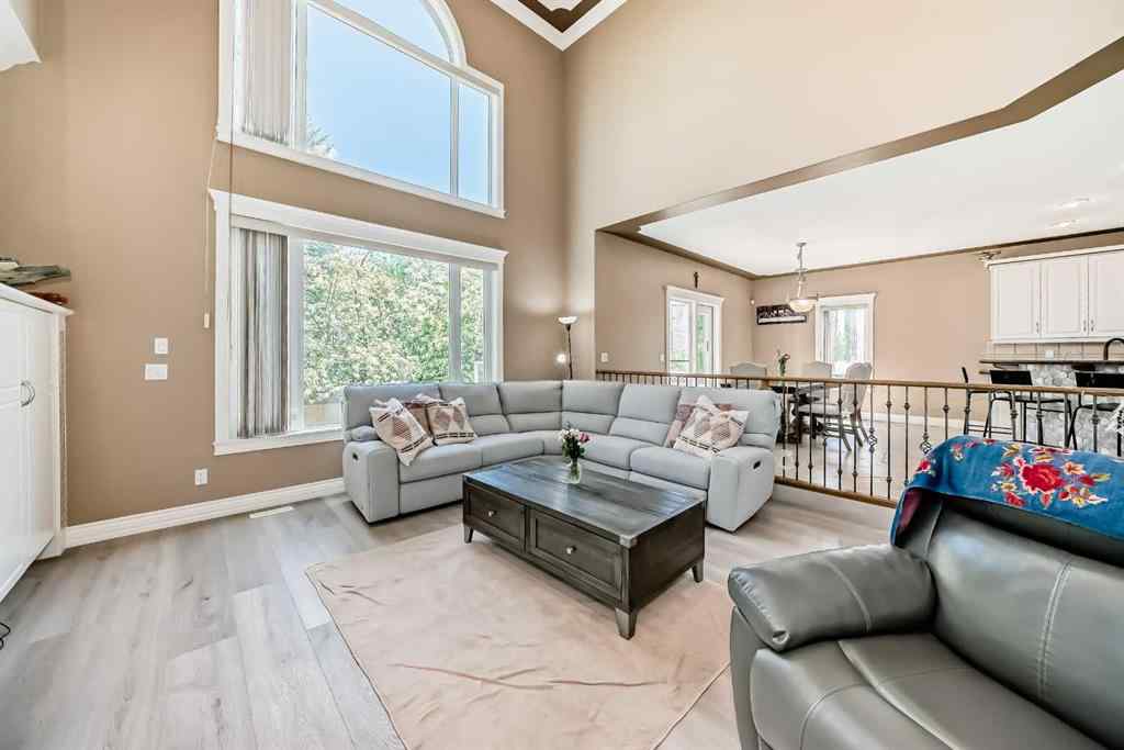 MLS® A2252694 - 73 Simcoe Close SW in Signal Hill Calgary, Residential