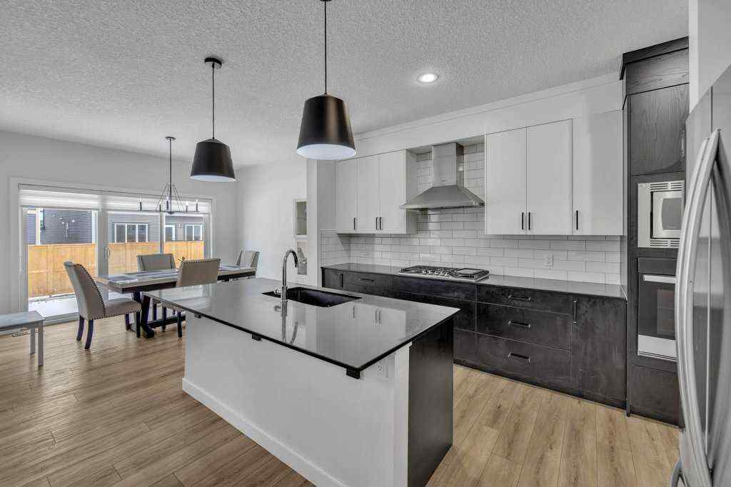 MLS® A2252701 - 1098 Midtown Avenue SW in Midtown Airdrie, Residential