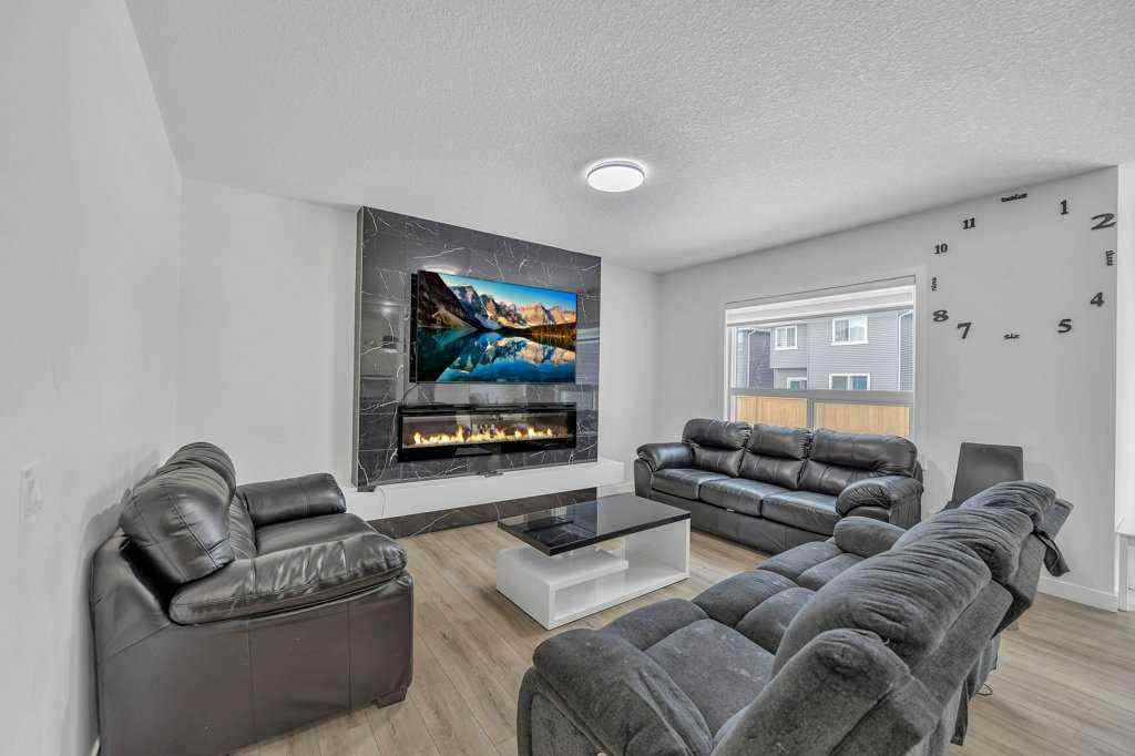 MLS® A2252701 - 1098 Midtown Avenue SW in Midtown Airdrie, Residential
