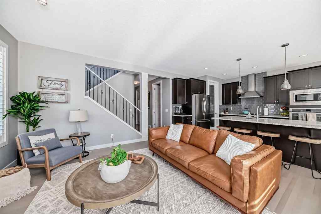 MLS® A2252704 - 100 Sundown Grove  in Sunset Ridge Cochrane, Residential