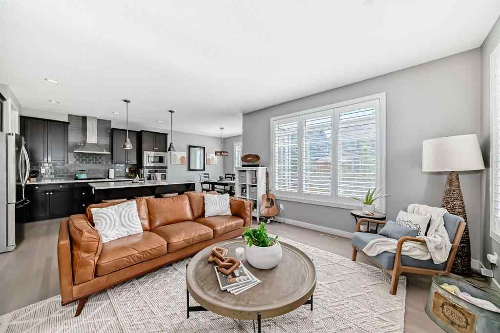 MLS® A2252704 - 100 Sundown Grove  in Sunset Ridge Cochrane, Residential
