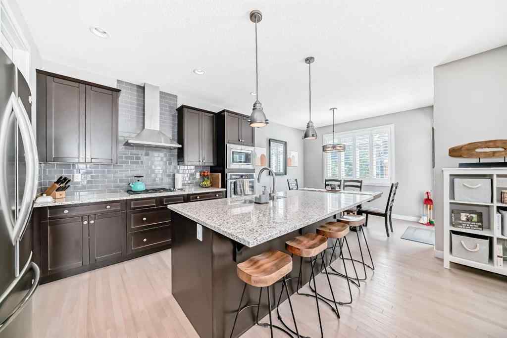 MLS® A2252704 - 100 Sundown Grove  in Sunset Ridge Cochrane, Residential