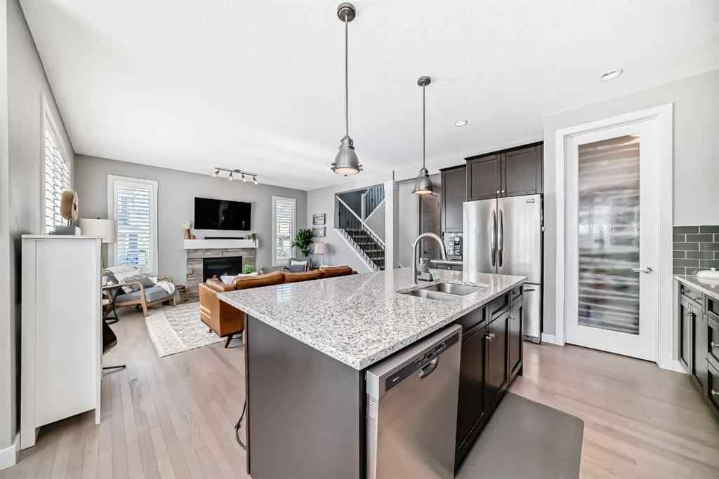 MLS® A2252704 - 100 Sundown Grove  in Sunset Ridge Cochrane, Residential