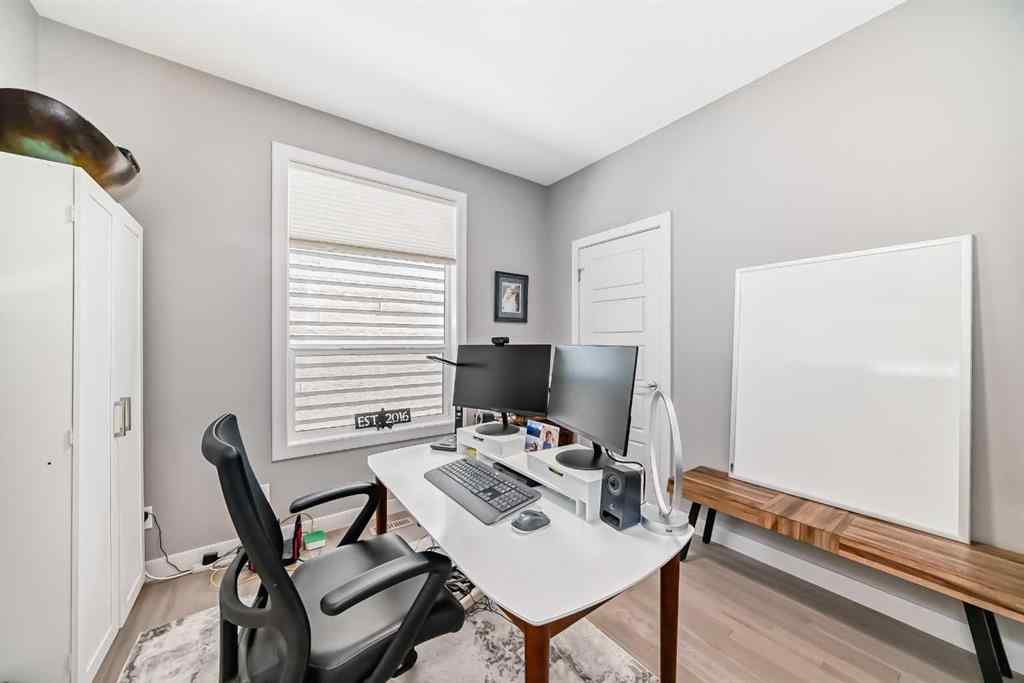 MLS® A2252704 - 100 Sundown Grove  in Sunset Ridge Cochrane, Residential