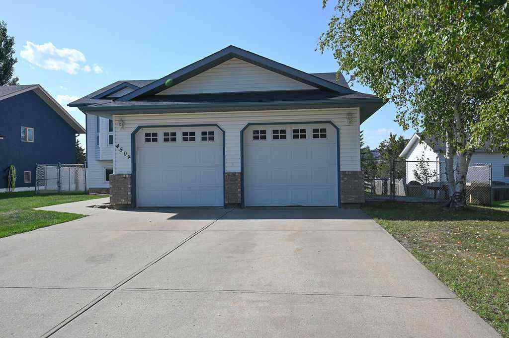 MLS® A2252705 - 4509 30 Street  in Athabasca Town Athabasca, Residential