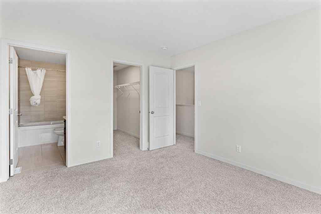 MLS® A2252714 - 105 Chelsea Glen  in Chelsea_CH Chestermere, Residential