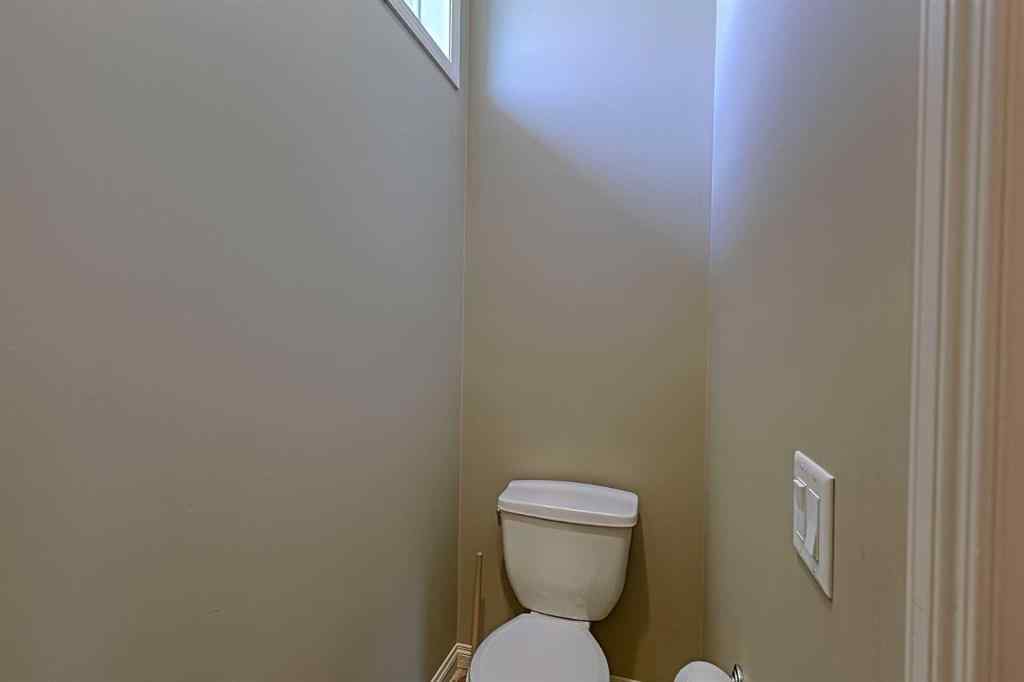 MLS® A2252718 - 223 Sunset Square  in Sunset Ridge Cochrane, Residential