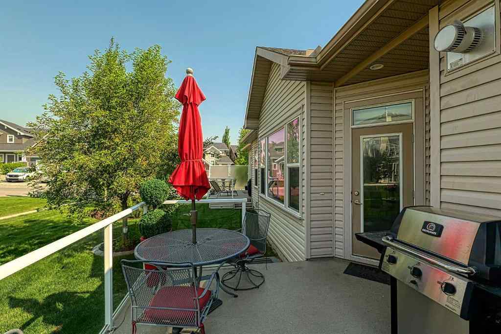 MLS® A2252718 - 223 Sunset Square  in Sunset Ridge Cochrane, Residential