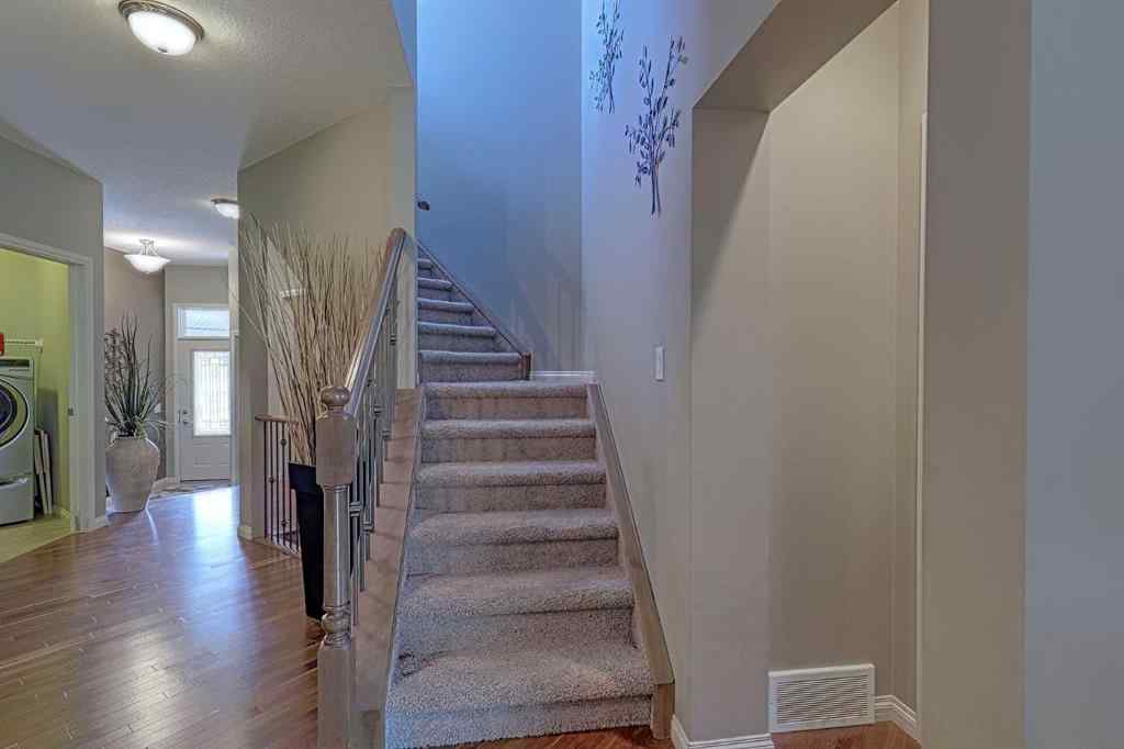 MLS® A2252718 - 223 Sunset Square  in Sunset Ridge Cochrane, Residential