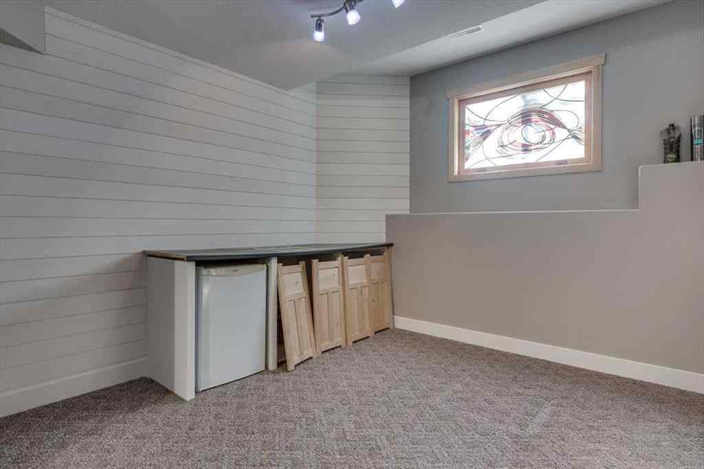 MLS® A2252724 - 20 Kendrew Drive  in Kentwood West Red Deer, Residential