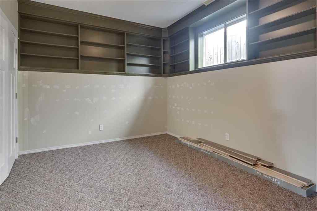 MLS® A2252724 - 20 Kendrew Drive  in Kentwood West Red Deer, Residential