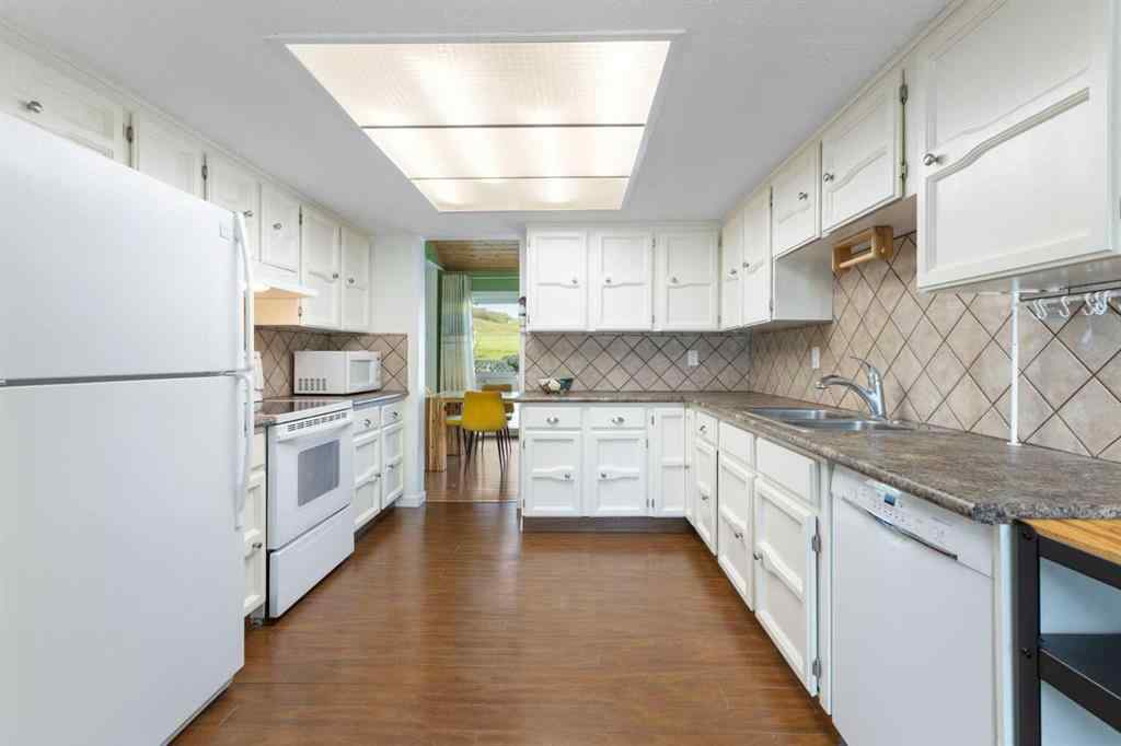 MLS® A2252728 - Unit #43 228 Theodore Place NW in Thorncliffe Calgary, Residential