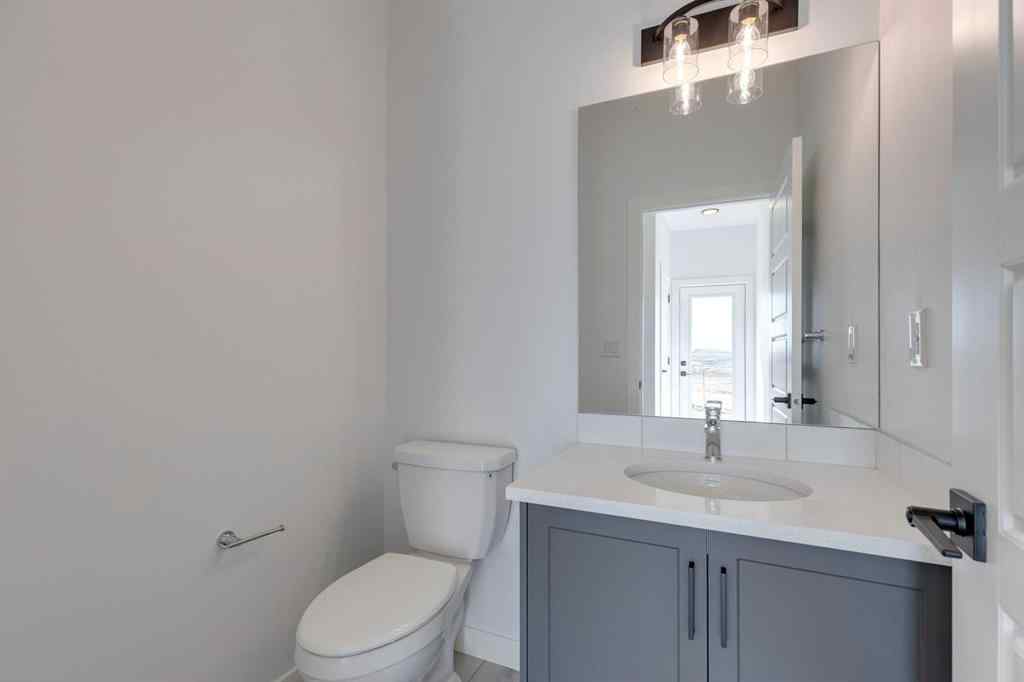 MLS® A2252729 - 95 Southborough Crescent  in Southbow Landing Cochrane, Residential