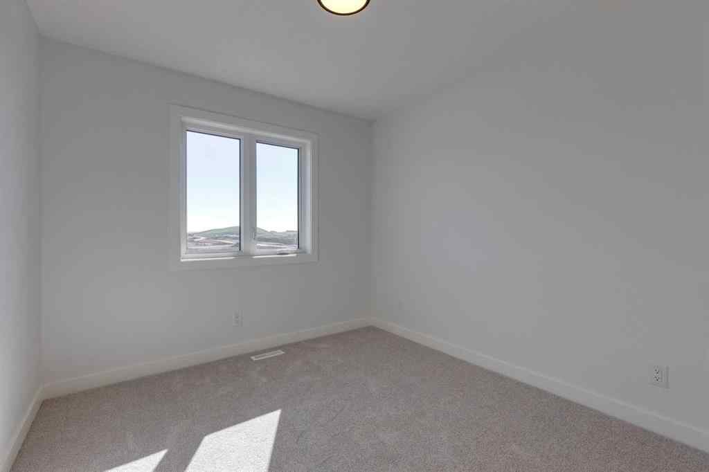 MLS® A2252729 - 95 Southborough Crescent  in Southbow Landing Cochrane, Residential
