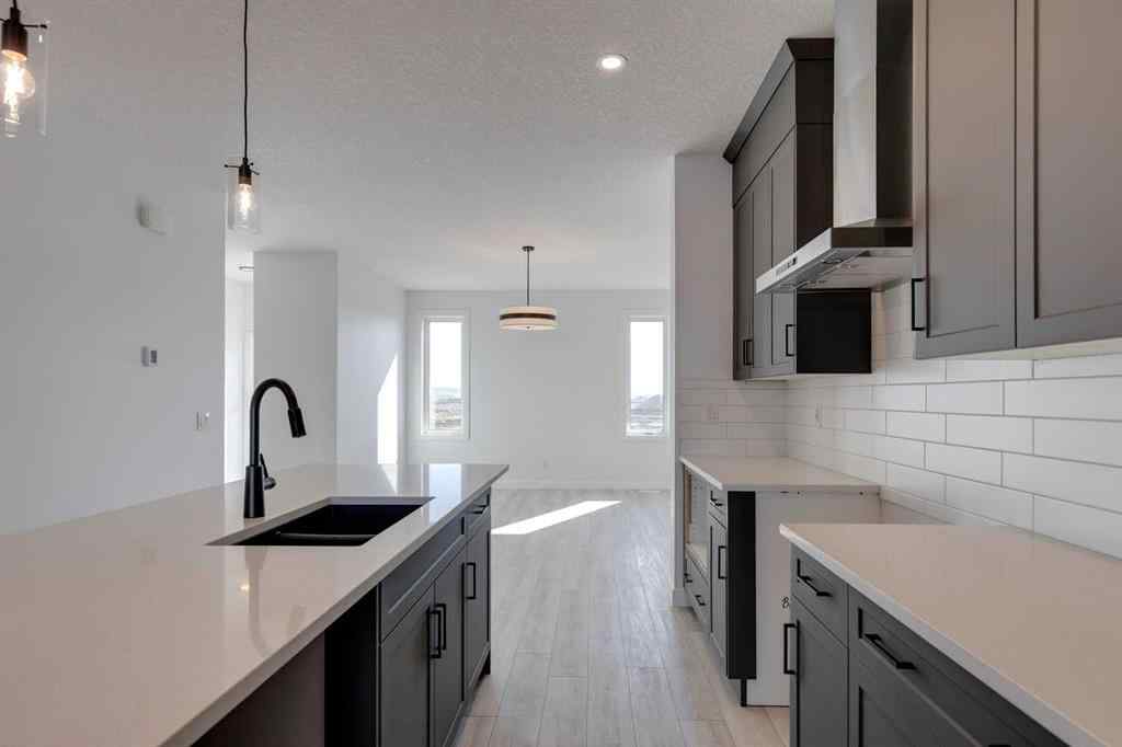 MLS® A2252729 - 95 Southborough Crescent  in Southbow Landing Cochrane, Residential