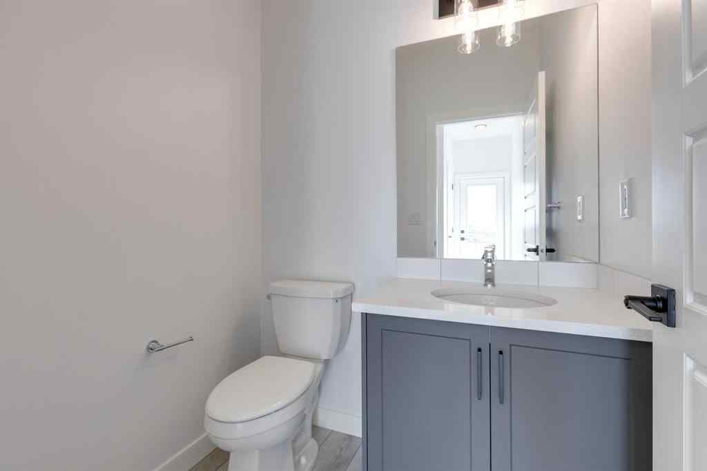 MLS® A2252729 - 95 Southborough Crescent  in Southbow Landing Cochrane, Residential