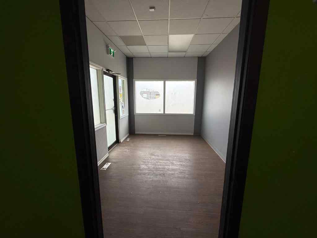 MLS® A2252732 - Unit #B 646 South Railway Street SE in River Flats Medicine Hat, Commercial