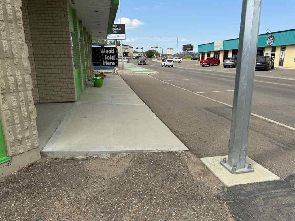 MLS® A2252732 - Unit #B 646 South Railway Street SE in River Flats Medicine Hat, Commercial
