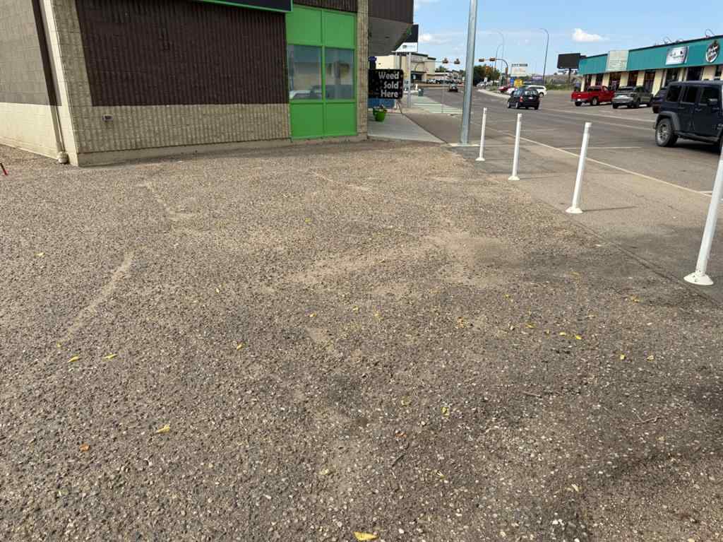 MLS® A2252732 - Unit #B 646 South Railway Street SE in River Flats Medicine Hat, Commercial