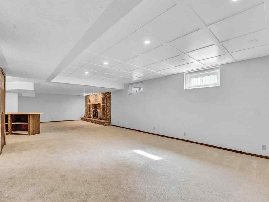 MLS® A2252734 - 38 Rossland Crescent SE in Ross Glen Medicine Hat, Residential