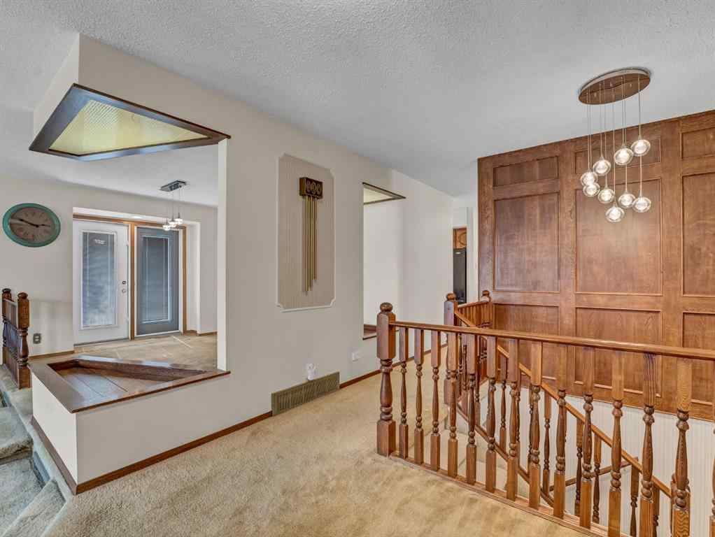 MLS® A2252734 - 38 Rossland Crescent SE in Ross Glen Medicine Hat, Residential