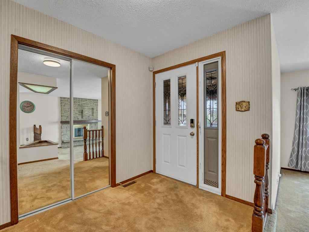 MLS® A2252734 - 38 Rossland Crescent SE in Ross Glen Medicine Hat, Residential