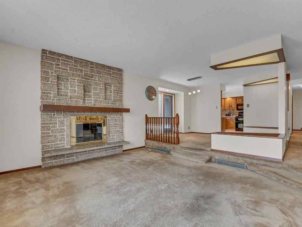 MLS® A2252734 - 38 Rossland Crescent SE in Ross Glen Medicine Hat, Residential