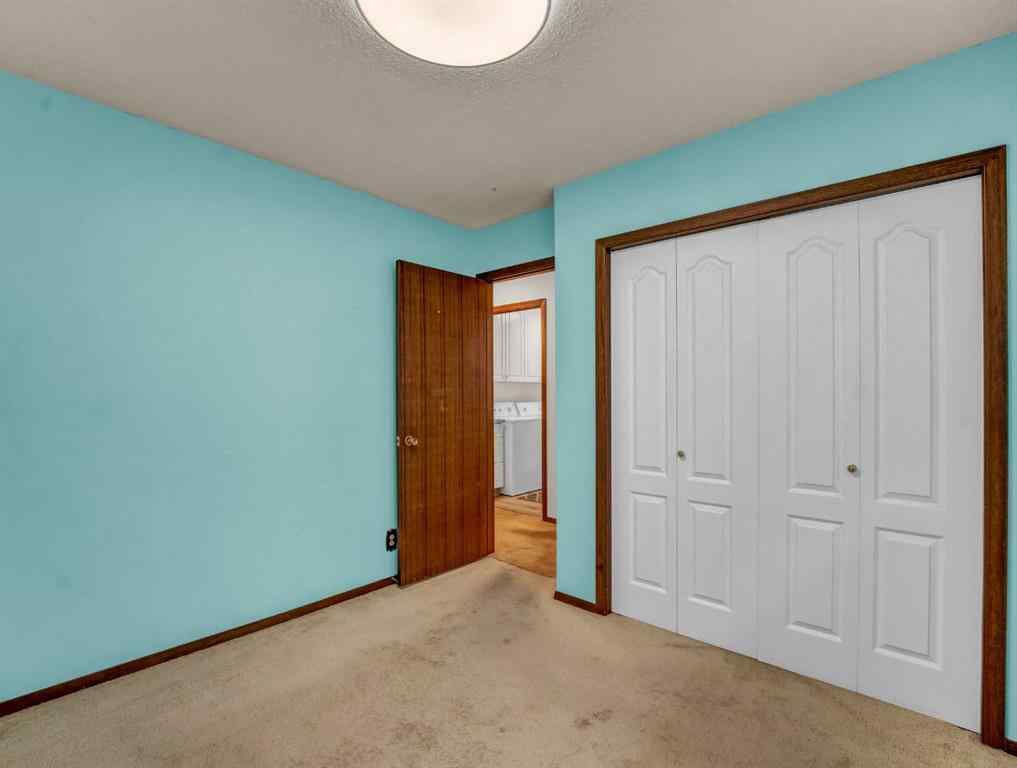 MLS® A2252734 - 38 Rossland Crescent SE in Ross Glen Medicine Hat, Residential
