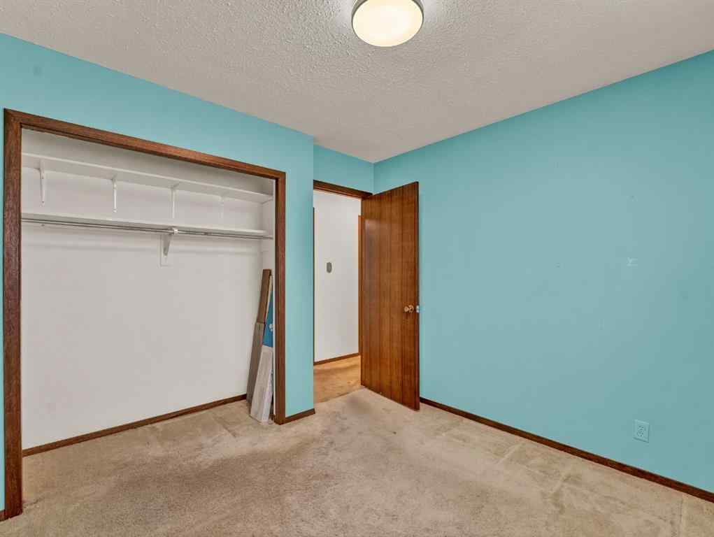 MLS® A2252734 - 38 Rossland Crescent SE in Ross Glen Medicine Hat, Residential