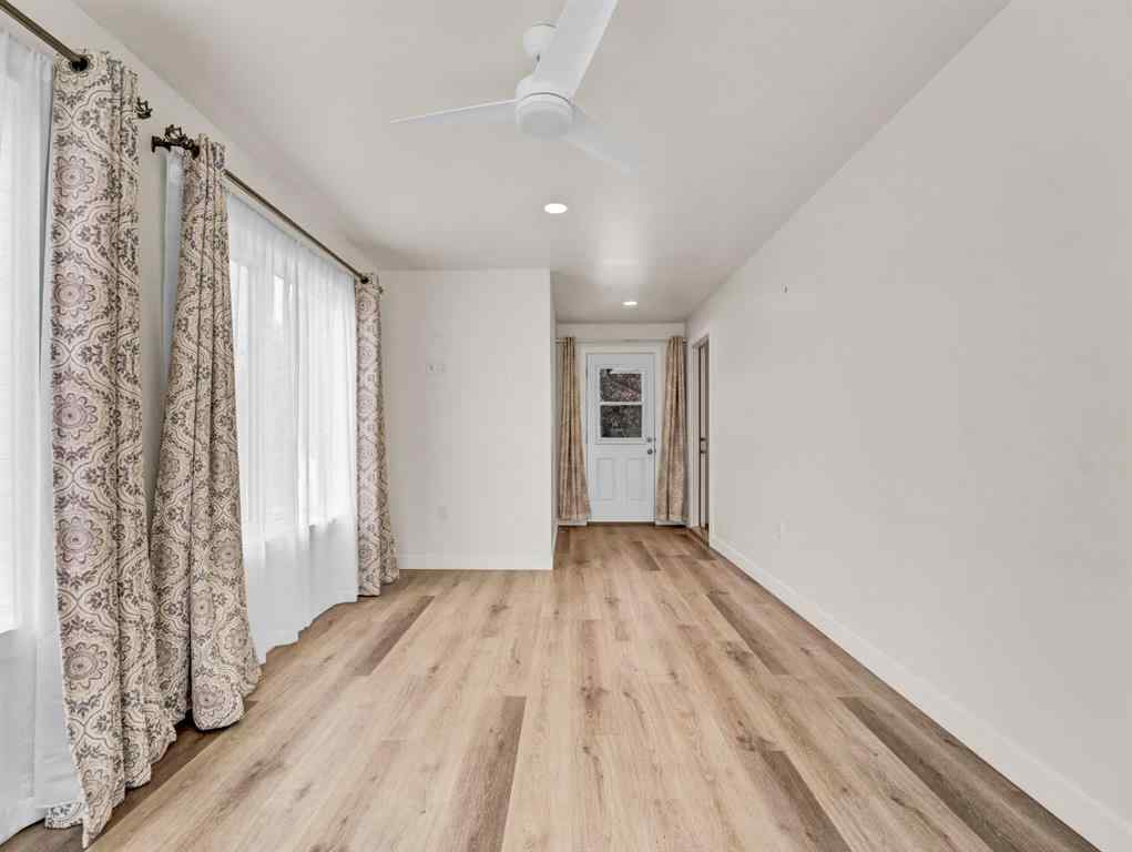 MLS® A2252734 - 38 Rossland Crescent SE in Ross Glen Medicine Hat, Residential