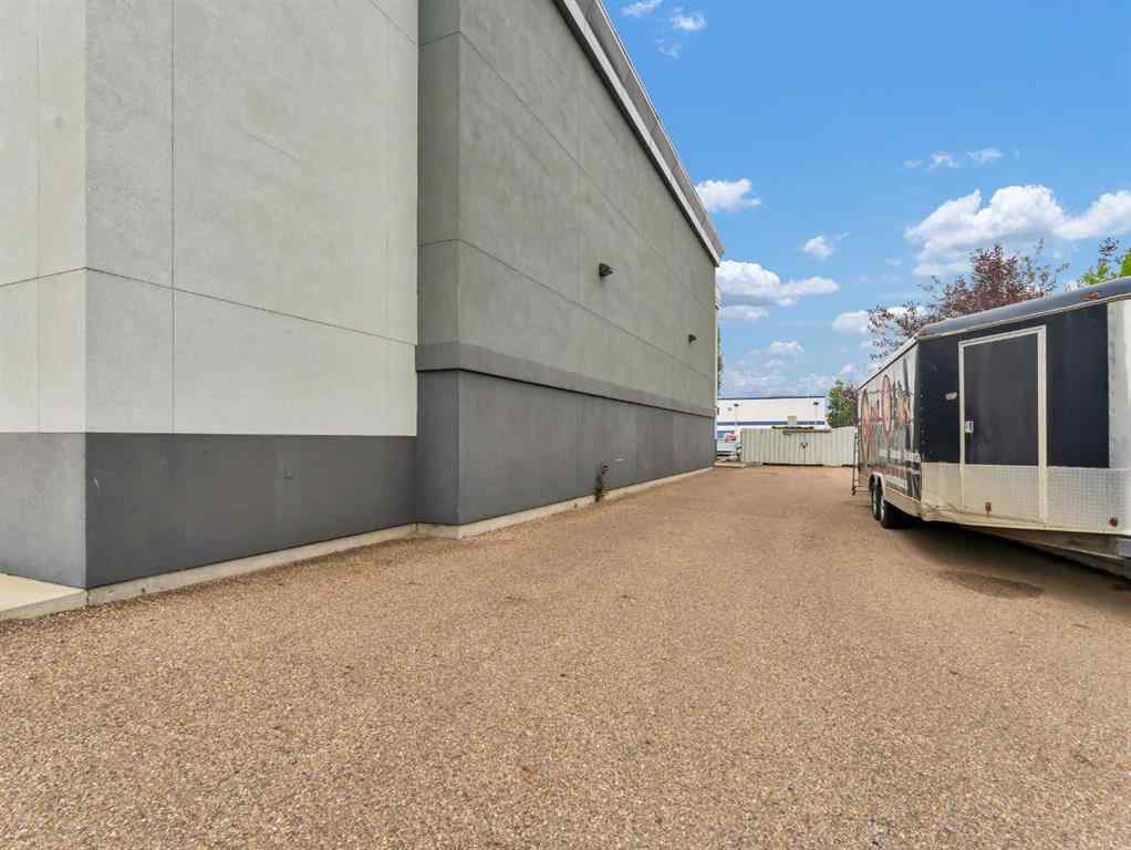 MLS® A2252735 - Unit #2 2010 Strachan Road SE in Southland Medicine Hat, Commercial