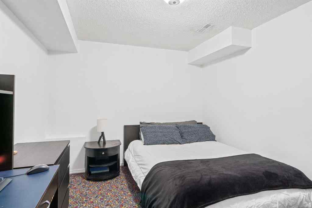 MLS® A2252743 - 165 San Fernando Place NE in Monterey Park Calgary, Residential