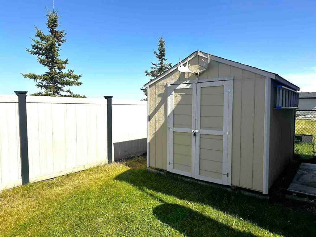 MLS® A2252747 - 46 McKay Place  in Mckay Ranch Blackfalds, Mobile
