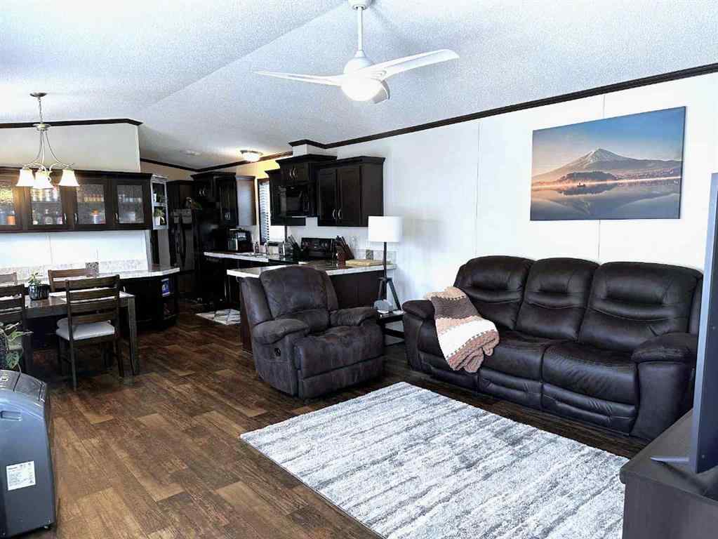 MLS® A2252747 - 46 McKay Place  in Mckay Ranch Blackfalds, Mobile