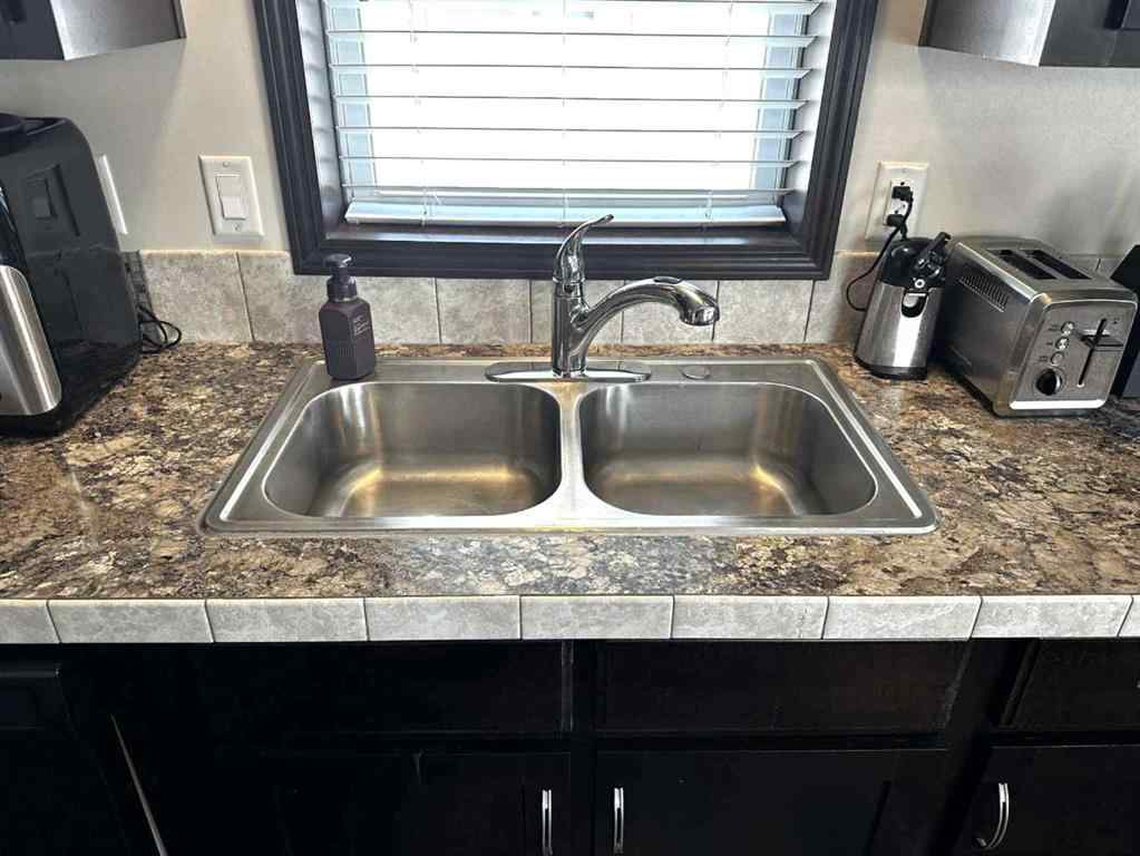 MLS® A2252747 - 46 McKay Place  in Mckay Ranch Blackfalds, Mobile