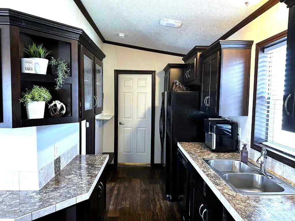 MLS® A2252747 - 46 McKay Place  in Mckay Ranch Blackfalds, Mobile