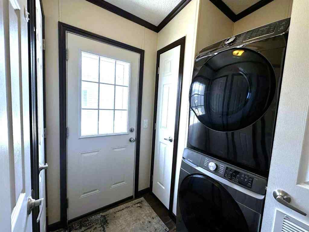 MLS® A2252747 - 46 McKay Place  in Mckay Ranch Blackfalds, Mobile