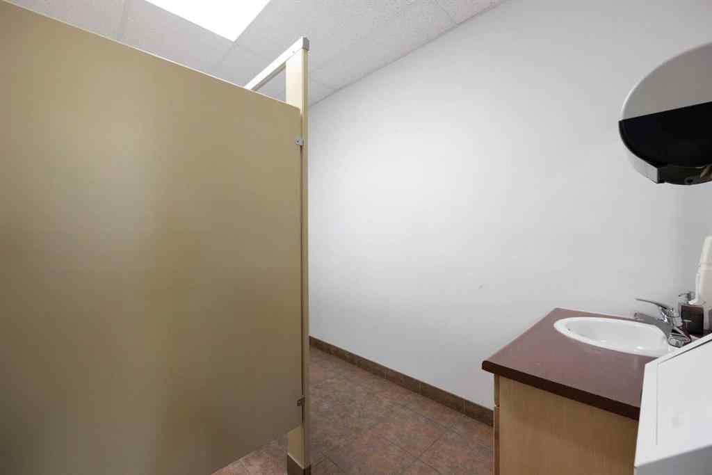 MLS® A2252752 - 920 Memorial Drive  in Taiga Nova Eco-Industrial Park Fort McMurray, Commercial