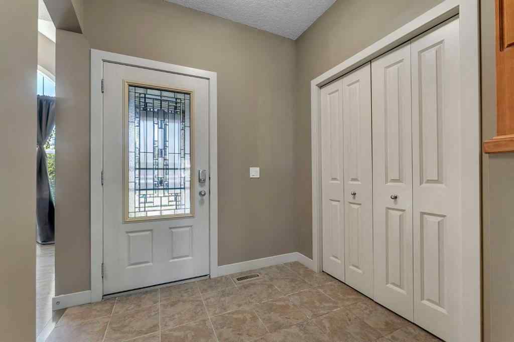 MLS® A2252753 - 133 Seagreen Passage  in Rainbow Falls Chestermere, Residential