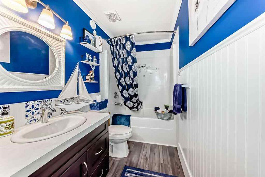 MLS® A2252756 - 5821 62 Ave   in Lucas Heights Ponoka, Residential