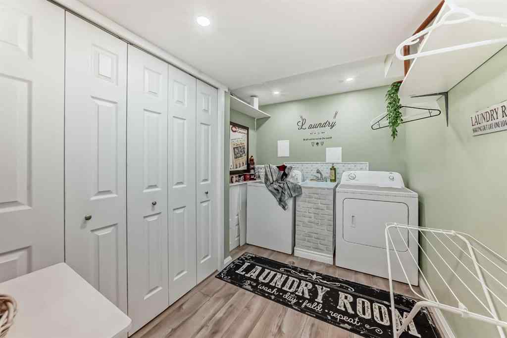 MLS® A2252756 - 5821 62 Ave   in Lucas Heights Ponoka, Residential