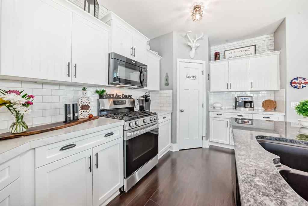 MLS® A2252756 - 5821 62 Ave   in Lucas Heights Ponoka, Residential