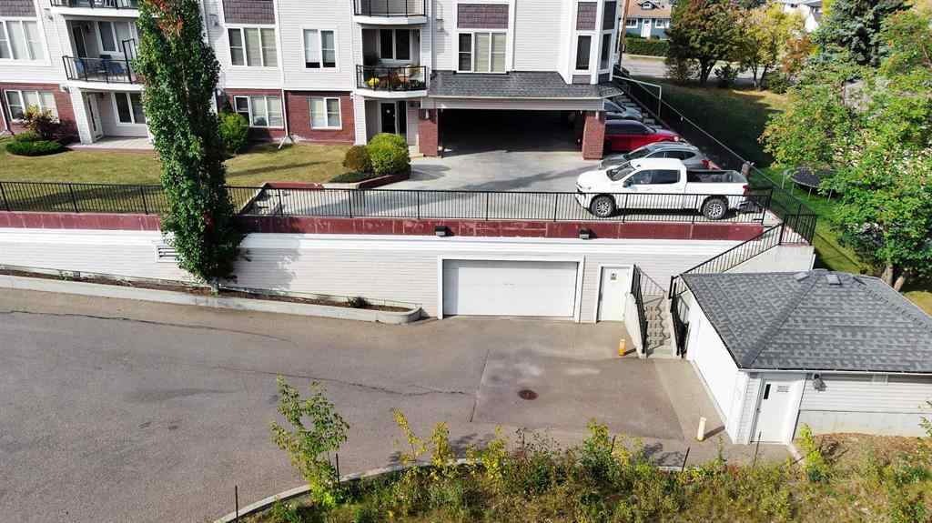 MLS® A2252757 - Unit #401 4707 50 Street  in Palo Sylvan Lake, Residential
