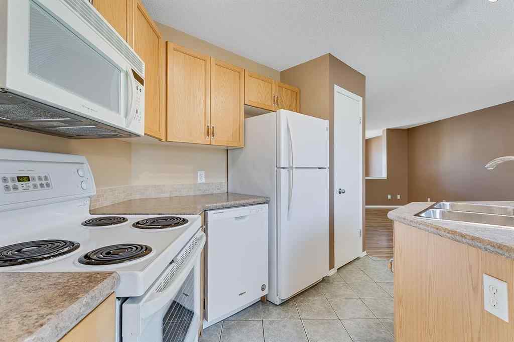 MLS® A2252758 - 224 Mckenzie Towne Link SE in McKenzie Towne Calgary, Residential