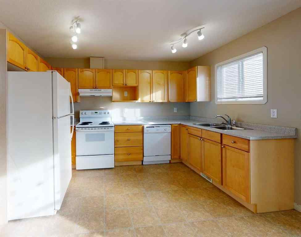 MLS&reg; # A2252760 - 9605 91 Street  in Cobblestone Grande Prairie, Residential Open Houses