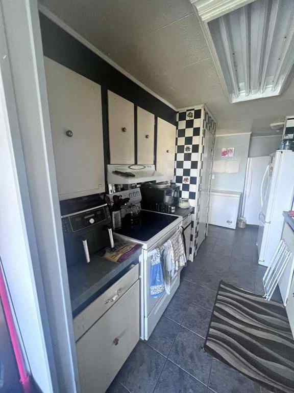 MLS® A2252761 - 4501 East Service Road  in NONE Coronation, Residential