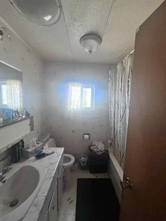 MLS® A2252761 - 4501 East Service Road  in NONE Coronation, Residential