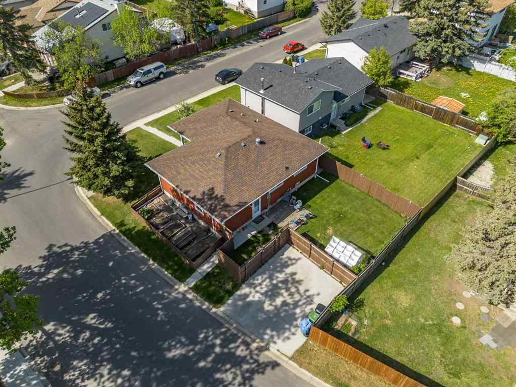 MLS® A2252762 - 4 Whitefield Close NE in Whitehorn Calgary, Residential