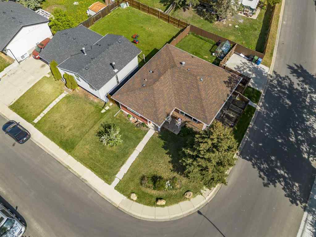 MLS® A2252762 - 4 Whitefield Close NE in Whitehorn Calgary, Residential